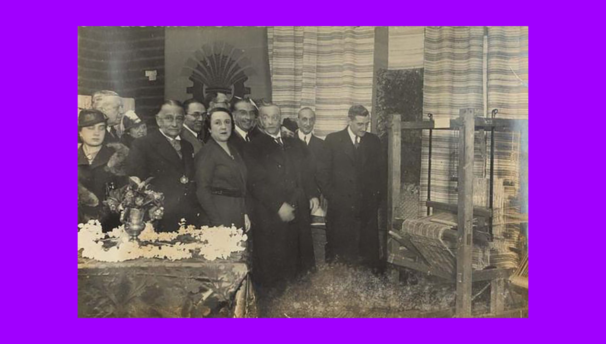 Maria Lamas in 1930 in the opening of the exhibition Women’s Work. President Óscar Carmona (third from the right) and Salazar (first from the right) attended the opening.